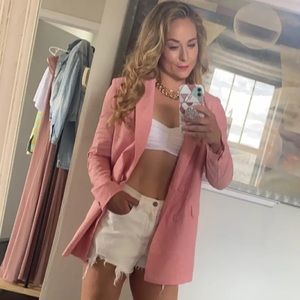 Meet your Posher, Alli